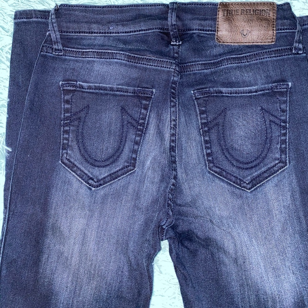 Woman’s True Religion jeans. Size 24 💕